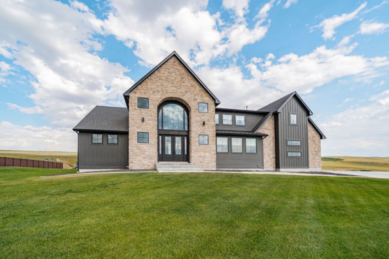 Homes for Sale in Idaho Falls inception-app-prod/Y2IxOWUxYzYtMjlmOS00Njc3LTk2NzktMGJiNmU1ZjhlMzVj/content/2025/08/3c9a219b87055d9bbb29ac589ad5f4f4d7c1bb7a.png