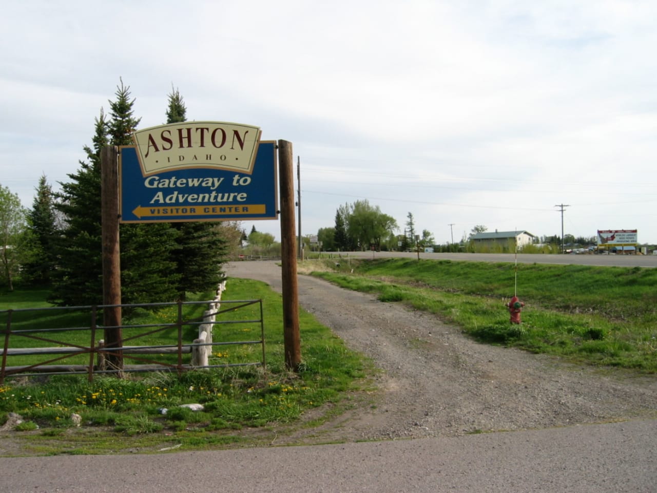 Homes for Sale in Ashton inception-app-prod/Y2IxOWUxYzYtMjlmOS00Njc3LTk2NzktMGJiNmU1ZjhlMzVj/content/2025/10/8e7ae96b40861065f784398f60053175cd3817aa.jpg