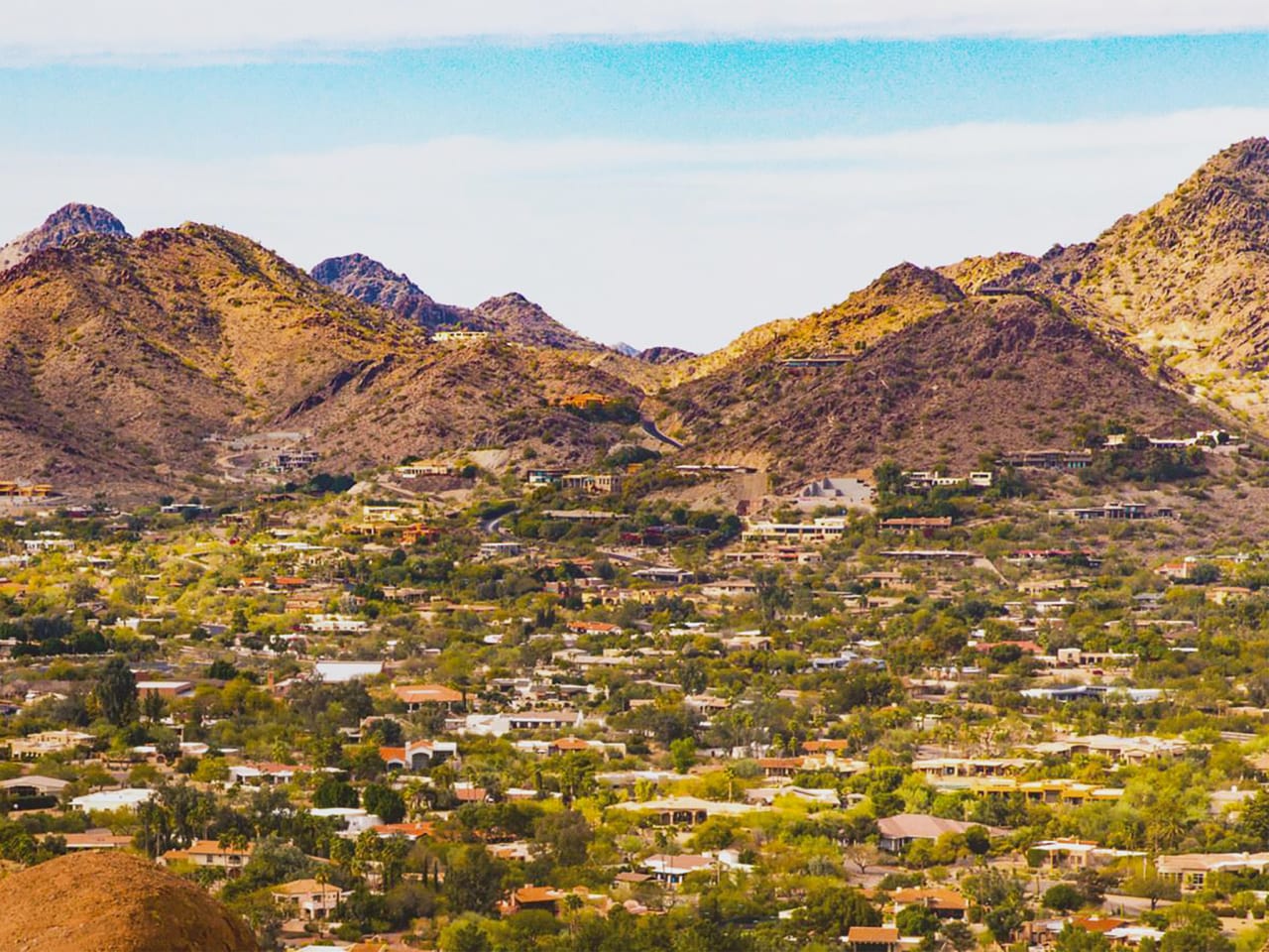 Paradise Valley Homes for Sale inception-app-prod/YTVhM2RjOTUtMmQ4Yi00YzQ4LTljODUtZDRhYTgyMmYwMTYx/content/2025/09/8a4981ec1b48fe4483c7d18511f3d87a2e3130d6.jpg