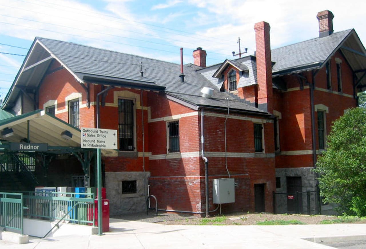 inception-app-prod/YjgzOWUzMWItOWZjNS00NmIxLTljNmYtNmJjMjNlMDY2MTQ2/content/2016/12/Radnor_Station_Pennsylvania-2.jpg