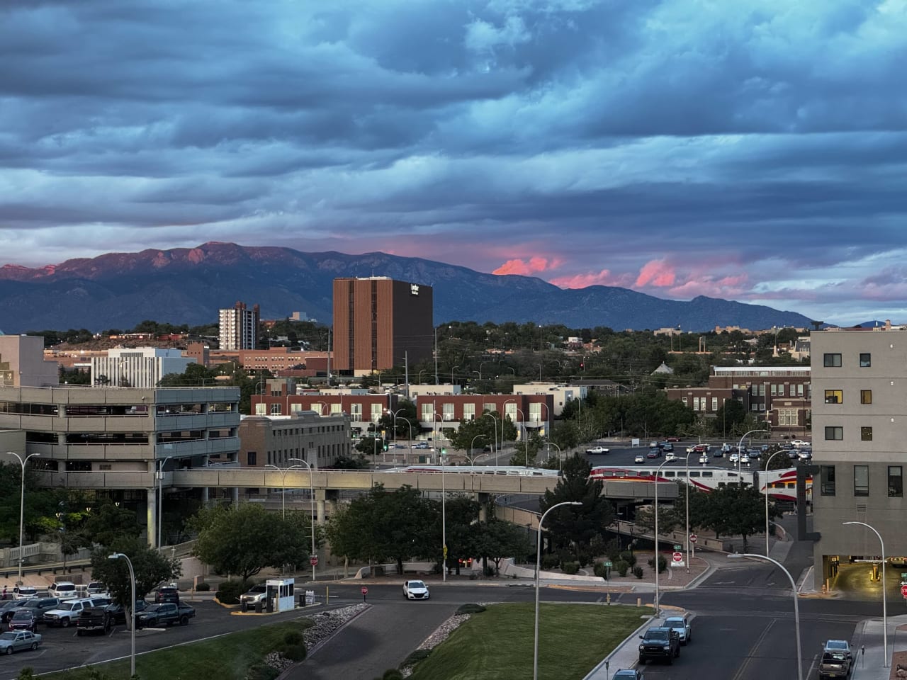 Albuquerque inception-app-prod/YzhkMjFkYzYtYTY0OC00ODhkLTgwM2ItM2Q2YTQ2Nzk5ZTky/content/2025/08/66fd7a52ec0c9b74d306e7588ebd3f6cf3282b18.jpg