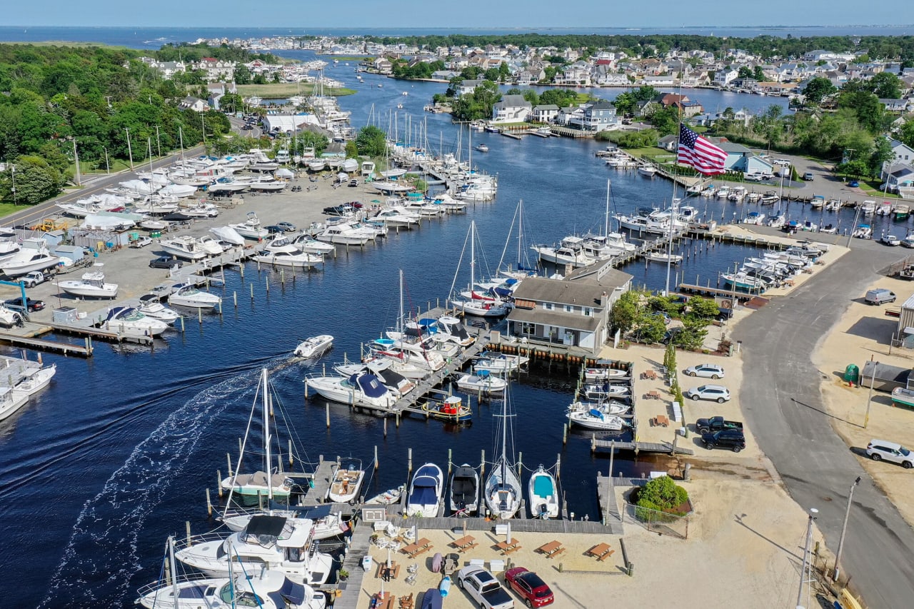 LACEY inception-app-prod/ZGE4NjgyNWYtYzFlMC00Y2ZlLThhOTAtMDY2MjIyOThjZDVk/content/2023/12/378505919427cbc4351e3ca581babe3d73f4b3f0.jpg