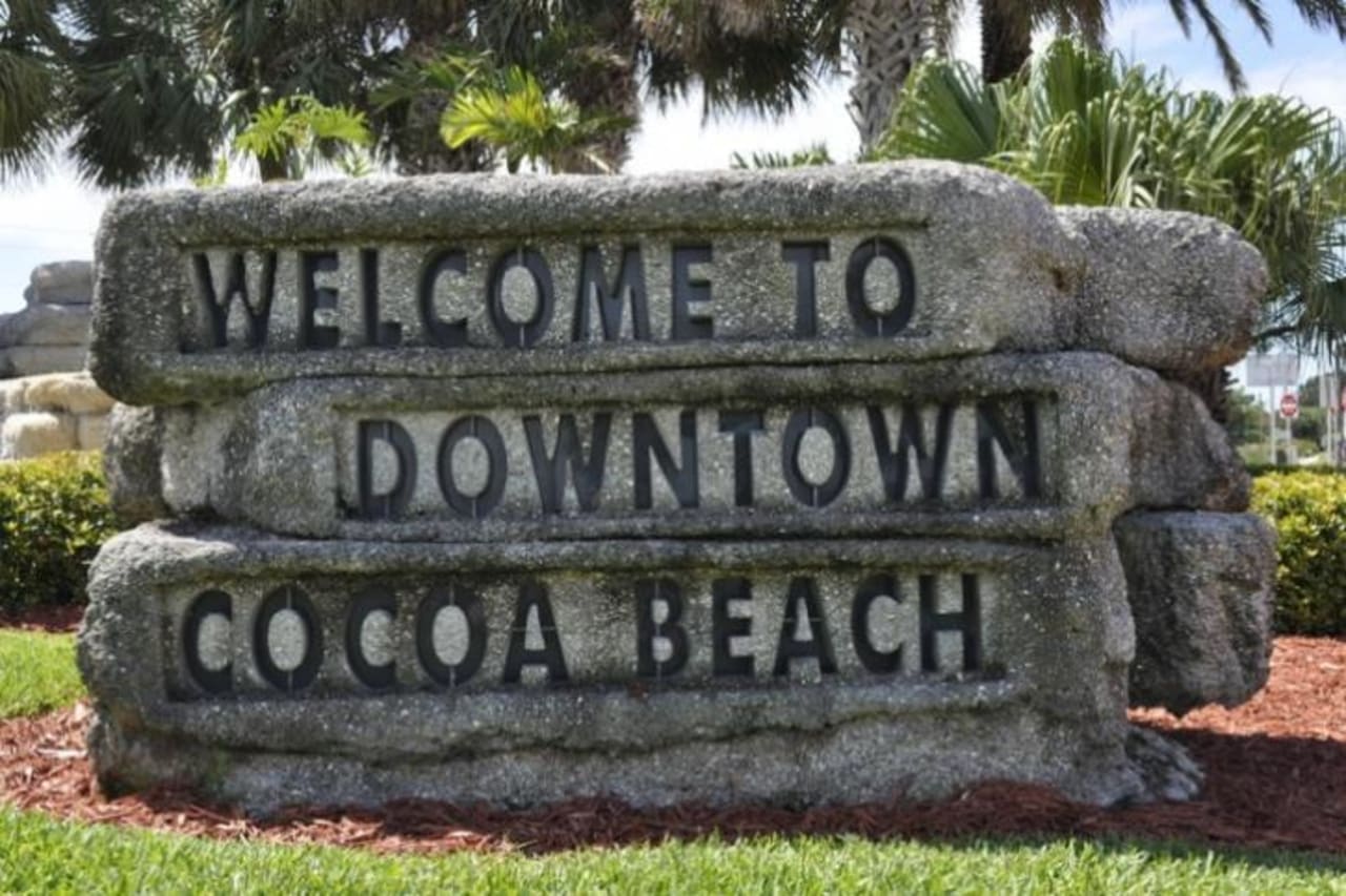 Cocoa Beach Real Estate inception-app-prod/ZGIyZmQ5NjctYWYyZC00MTRhLWJlY2ItMmQ5ODk5NTVhMWJi/content/2023/12/c2c55111a70a9607938b96589e26a616aff0cfed.jpg