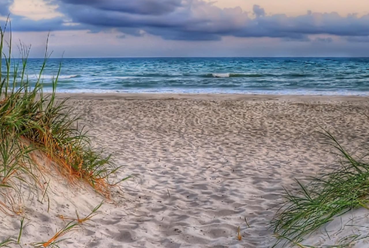 Rehoboth Beach inception-app-prod/ZGY1ZGViMmUtYzBhZi00YWVjLTlkZDEtY2Q1NDUzZjBmNzJl/content/2016/09/Beach6.png