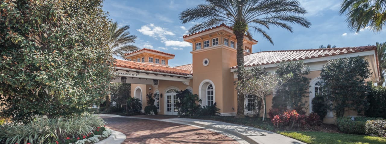 inception-app-prod/ZTM3NzMxYzAtYjU2ZC00NDU5LTgyMTMtZmRiYzVmMDg3MGE3/content/2019/06/Champions Club Clubhouse 1 wide-2.png