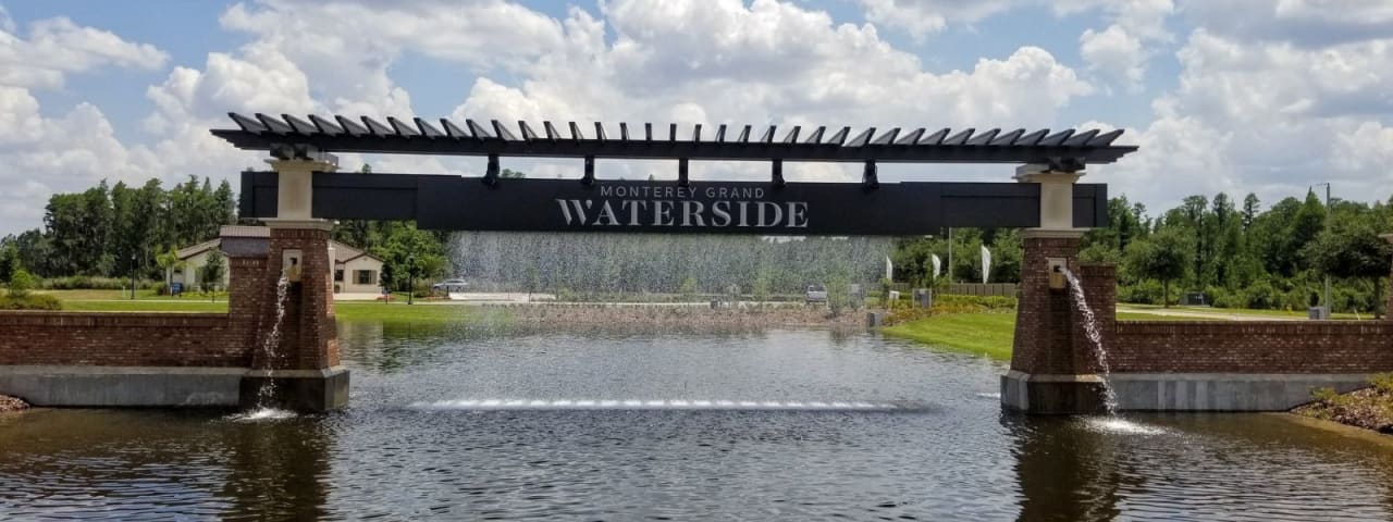 inception-app-prod/ZTM3NzMxYzAtYjU2ZC00NDU5LTgyMTMtZmRiYzVmMDg3MGE3/content/2019/07/Waterside front wide jpeg.jpg