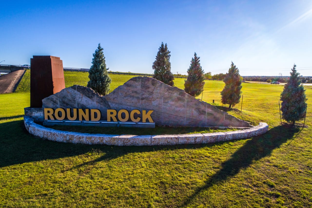 Round Rock inception-app-prod/ZWU4MDdiYjYtZTc1Ny00YTNhLWEyYzktNDg5MjliNzUxOTNl/content/2024/12/426a8dddbd294e4776f3e802d4f78bd5c94fc960.jpg