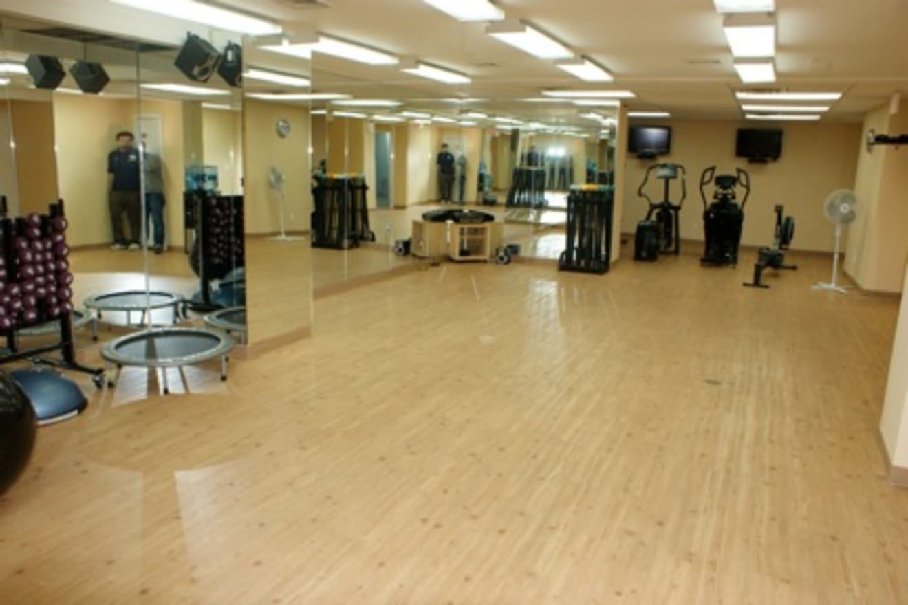 inception-app-prod/MDA3OGE2NjQtOTg1OC00Zjk5LTljNmItNWI1ZjFmOTJlNTU2/content/2017/01/Gym 4.jpeg