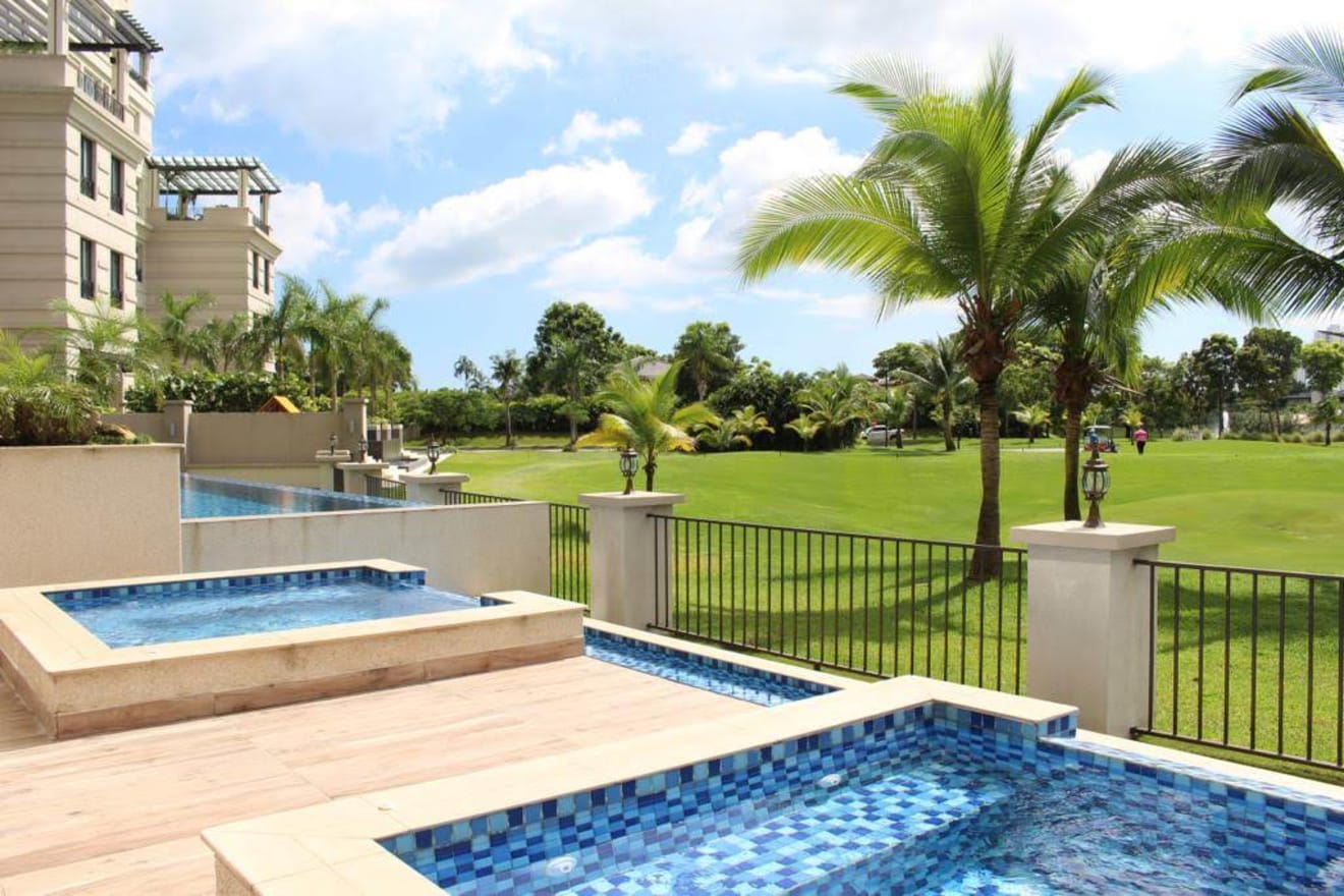 inception-app-prod/NDlmMGY2OWYtY2YxYy00NjQzLThiZDMtZjk2MWI3NDIzYjA3/content/2019/04/Panama - City Golf and Country Club -  LV - Golf Course View from the Pool - II-2.jpg