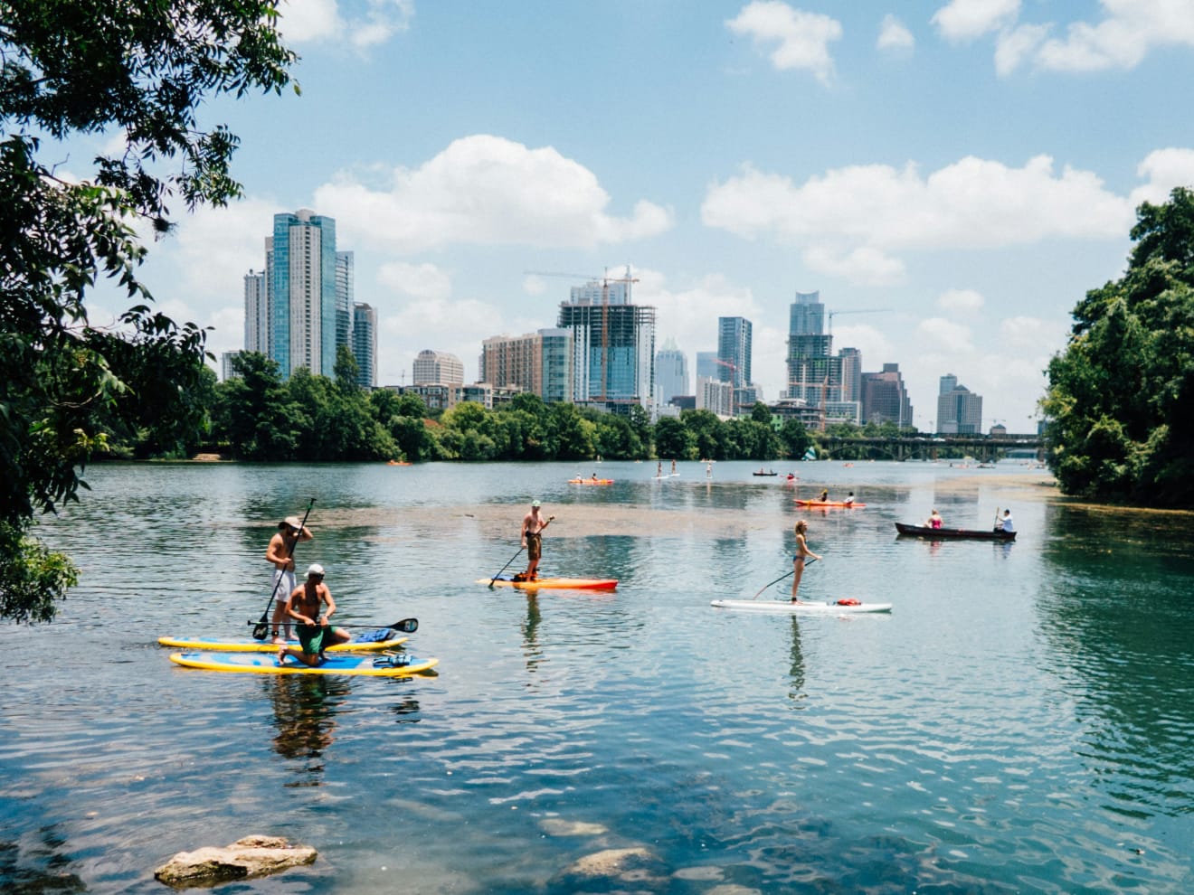 <p>Austin Through the Neighborhood Lens</p> inception-app-prod/NWVjZWY2MjgtZjVhMy00MmFhLWFhNGYtNjZkMDVhODRmMjgw/content/2026/06/4aa2394d6ae5aae17c93ffd217961a9b72716b24.jpg