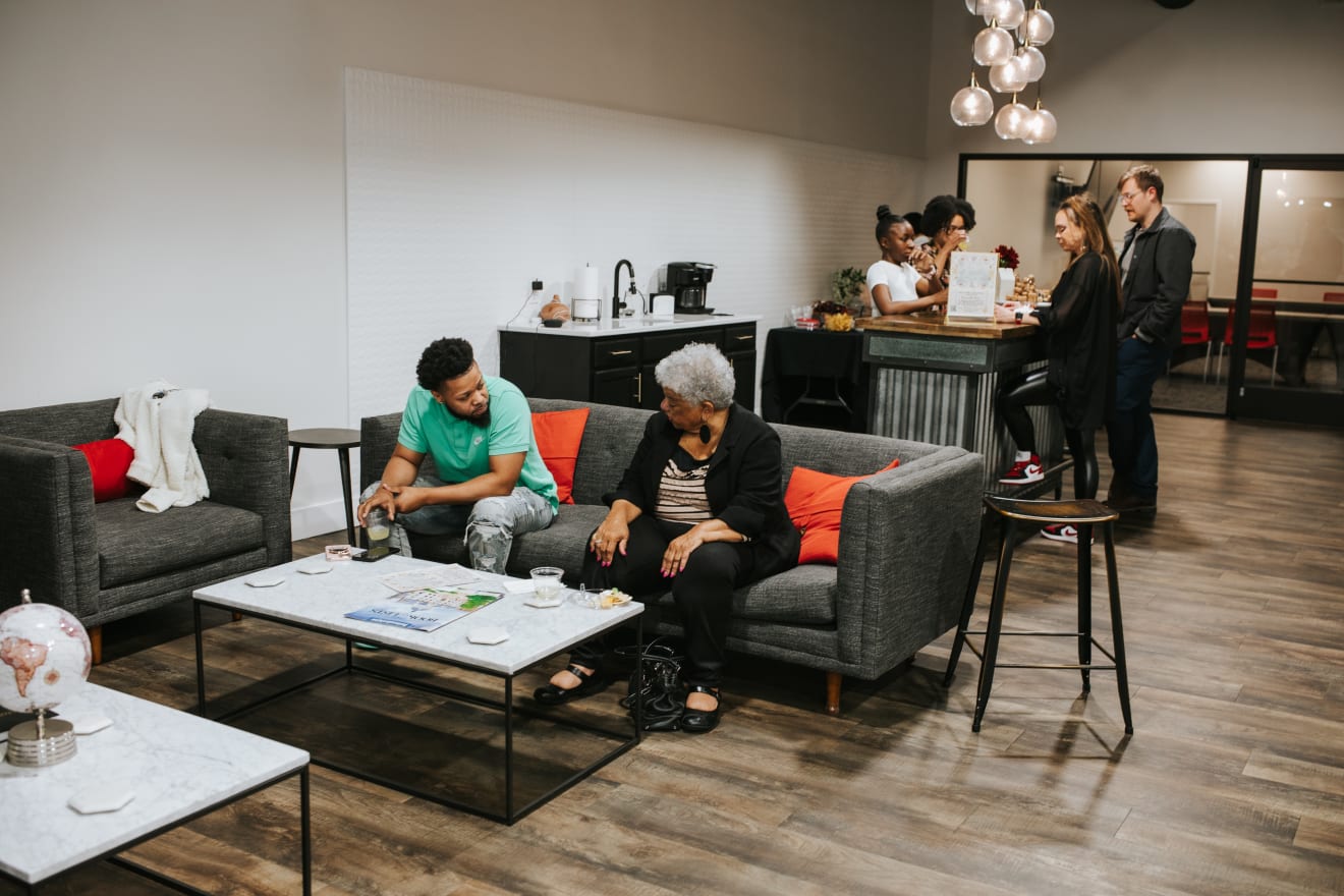 March Thirsty Thursday inception-app-prod/Njk3YjNkYTctNDVlOC00ZWVhLTgwMGMtOTk4N2IwOTRjYTRm/content/2025/04/91316b3ad4e7a2719a1d9f86280fe5f124bd2ed0.jpg