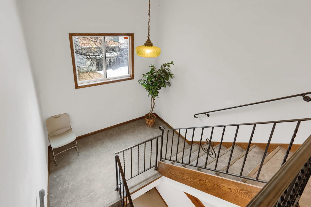 2115 N 44th Ave inception-app-prod/ODU4ZWY2NTMtNzE5MC00ZGEwLWE3NmItMWE2ZDRiZWE1NGE5/content/2023/04/bdea6f63184d08c1825d164df60935feb6f97686.jpg