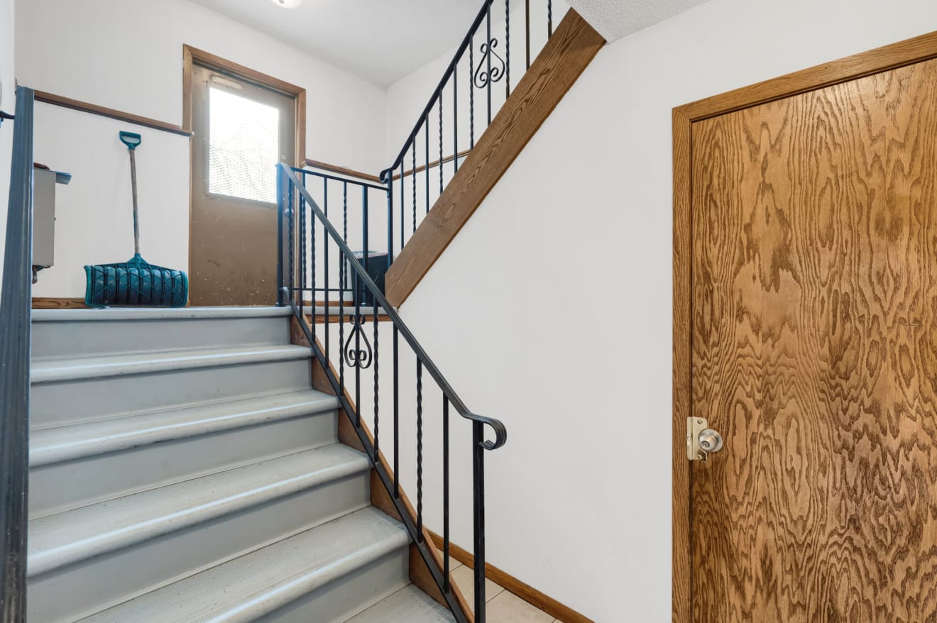 2115 N 44th Ave inception-app-prod/ODU4ZWY2NTMtNzE5MC00ZGEwLWE3NmItMWE2ZDRiZWE1NGE5/content/2023/04/ff77535916e88fd43cb96c139cfca2fb85079aec.jpg