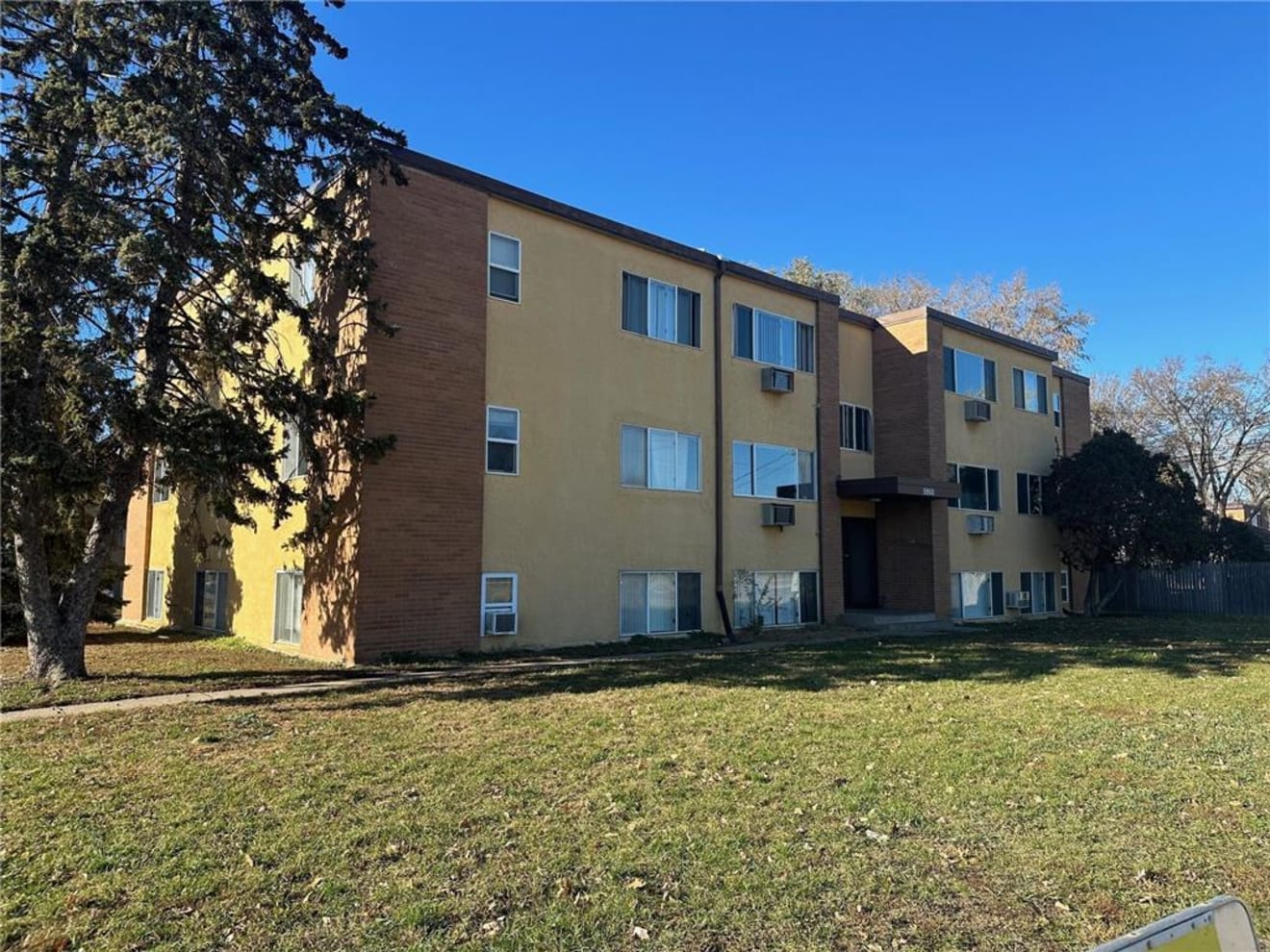 Twin Cities Multifamily inception-app-prod/ODU4ZWY2NTMtNzE5MC00ZGEwLWE3NmItMWE2ZDRiZWE1NGE5/content/2025/07/b29ae680504e97857c01fdaa24787f2da5ae9a10.jpg