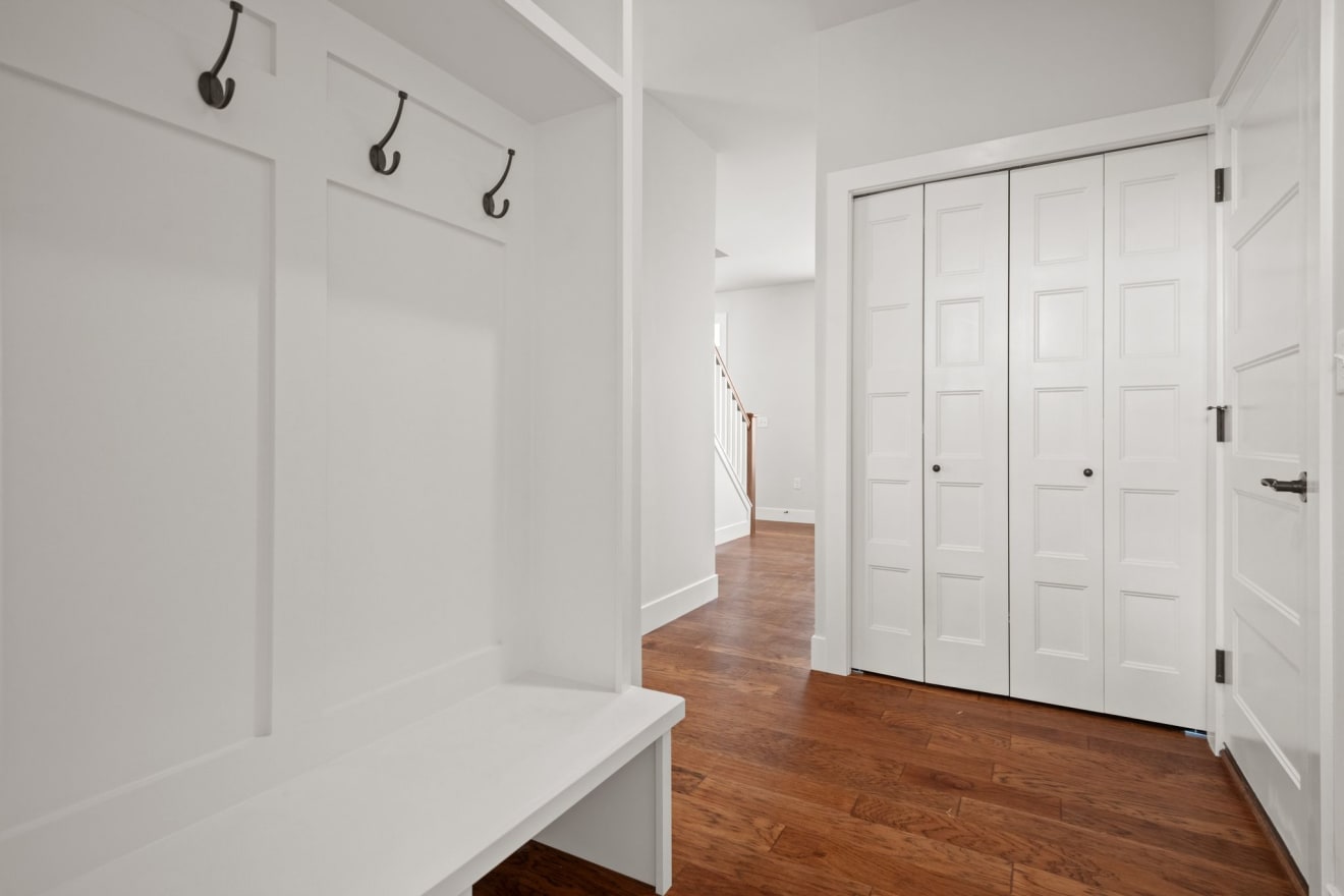 <p>The Bailey Model at River Ridge Hills</p> inception-app-prod/ZDIzYTc1OTUtYjZjZC00M2ZjLWFkZmYtN2U1YzY0N2Q4ODJh/content/2025/04/158b922aad5ad9f7069d5f2a341f6fa13b679314.jpg