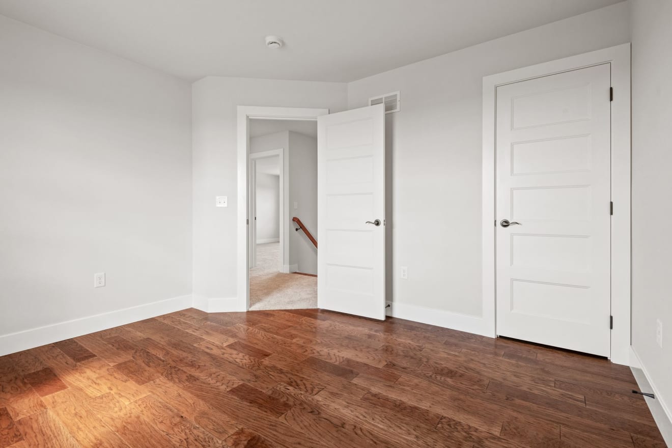 <p>The Bailey Model at River Ridge Hills</p> inception-app-prod/ZDIzYTc1OTUtYjZjZC00M2ZjLWFkZmYtN2U1YzY0N2Q4ODJh/content/2025/04/3258a0fd6088da611629ad33ddb98d211a972303.jpg