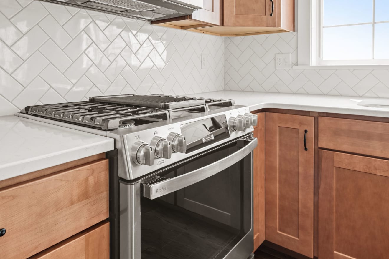 <p>The Bailey Model at River Ridge Hills</p> inception-app-prod/ZDIzYTc1OTUtYjZjZC00M2ZjLWFkZmYtN2U1YzY0N2Q4ODJh/content/2025/04/674ff486d3e9da46bbf131b9cf56ab888d9c9817.jpg