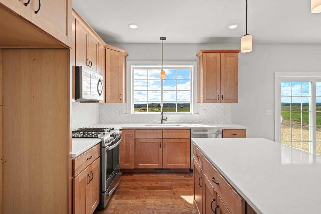 <p>The Bailey Model at River Ridge Hills</p> inception-app-prod/ZDIzYTc1OTUtYjZjZC00M2ZjLWFkZmYtN2U1YzY0N2Q4ODJh/content/2025/04/bef4e729e58647271247a015b7ccf8a98a91a5db.jpg