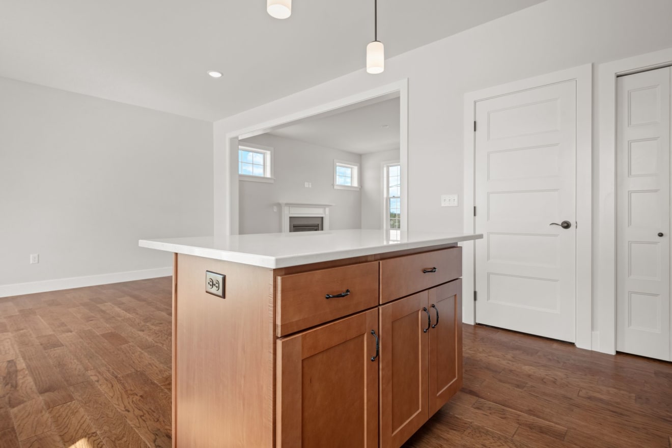 <p>The Bailey Model at River Ridge Hills</p> inception-app-prod/ZDIzYTc1OTUtYjZjZC00M2ZjLWFkZmYtN2U1YzY0N2Q4ODJh/content/2025/04/de40ad99b7f0627462fe92094890bf291d397b0d.jpg