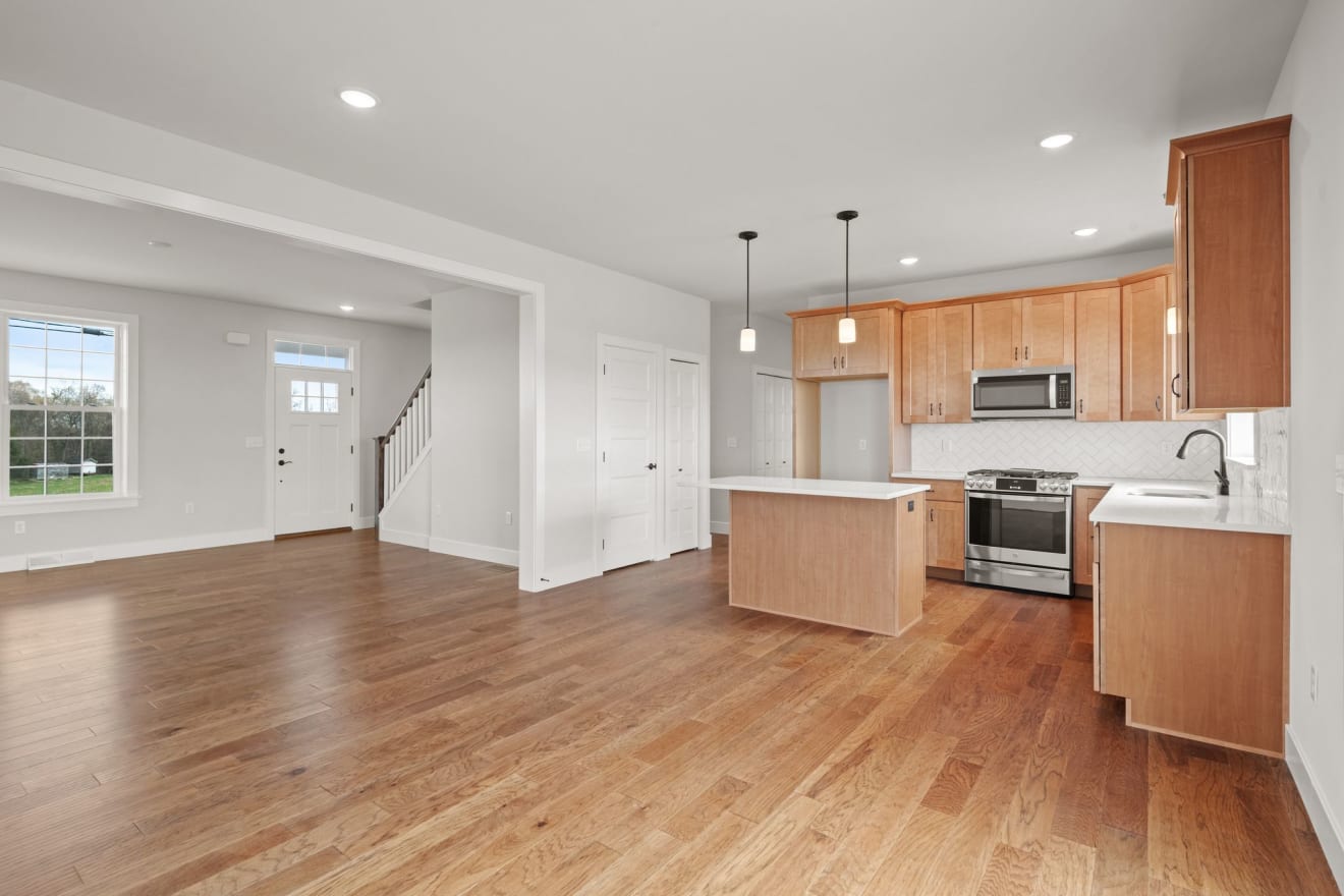 <p>The Bailey Model at River Ridge Hills</p> inception-app-prod/ZDIzYTc1OTUtYjZjZC00M2ZjLWFkZmYtN2U1YzY0N2Q4ODJh/content/2025/04/df2a37819a0f9b7002a3534b40d57fef8472eaa6.jpg