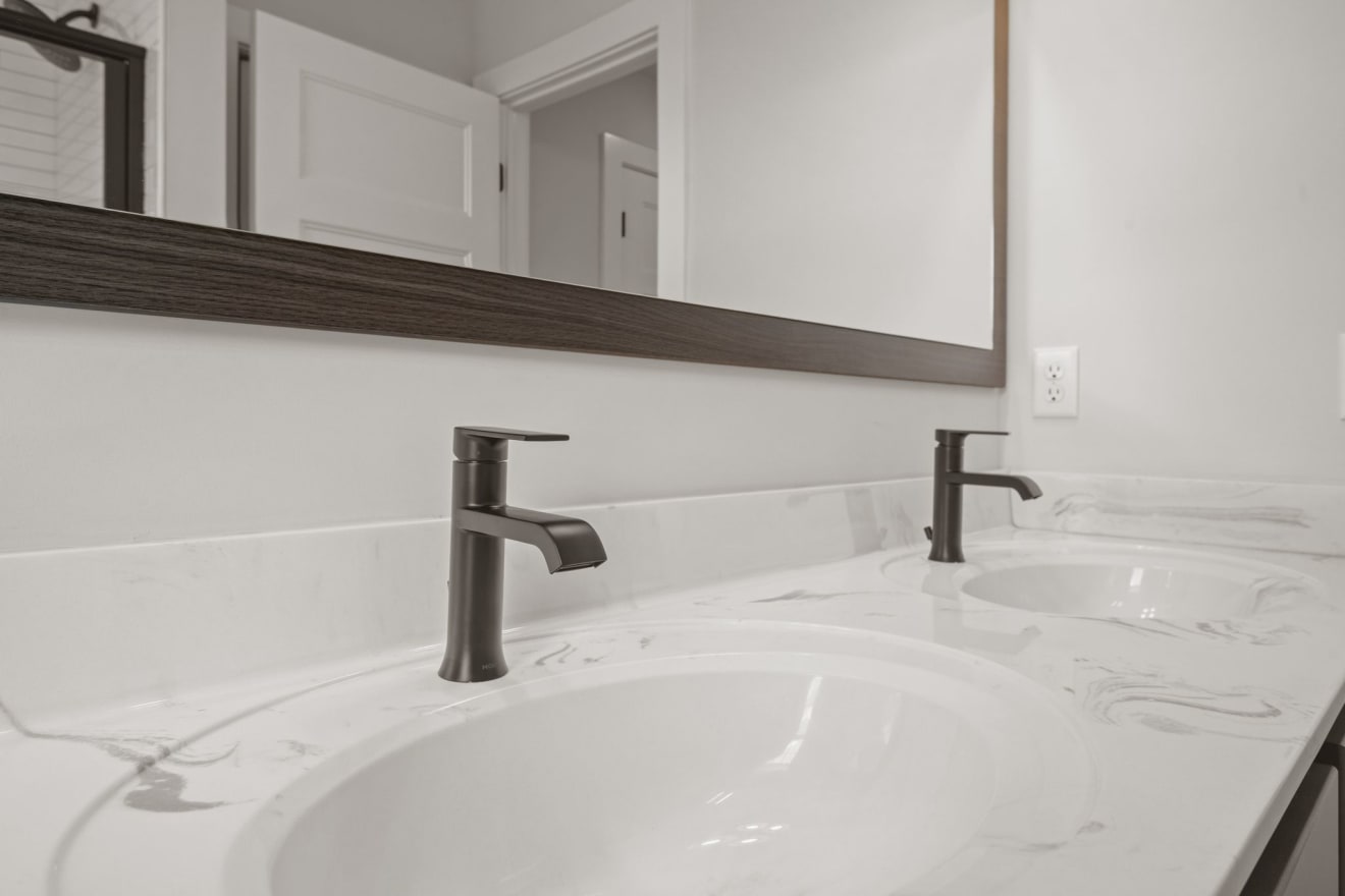 <p>The Bailey Model at River Ridge Hills</p> inception-app-prod/ZDIzYTc1OTUtYjZjZC00M2ZjLWFkZmYtN2U1YzY0N2Q4ODJh/content/2025/04/e502c2fac0dcf3305697ae6bc7782b7563ec9e9c.jpg