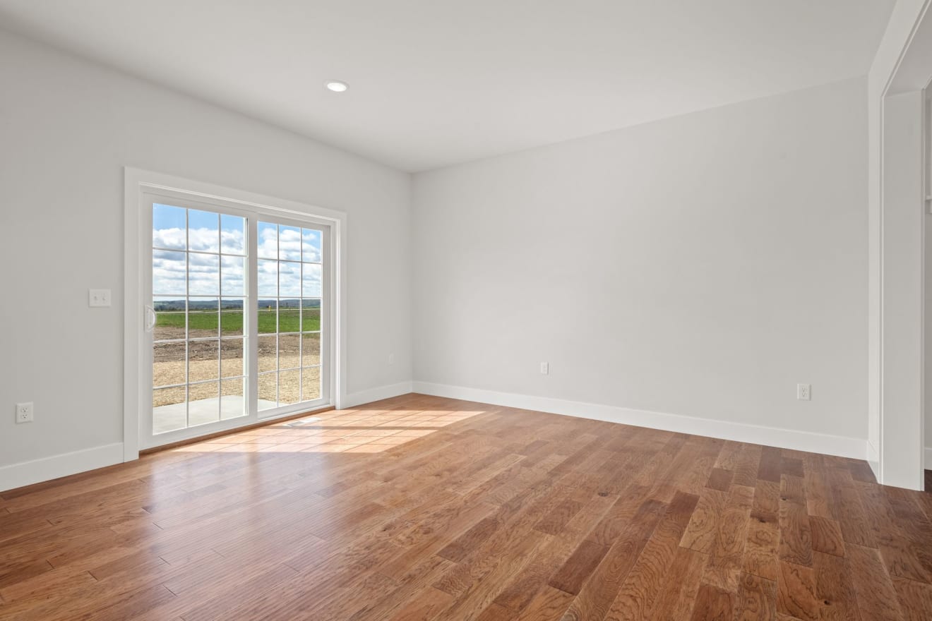 <p>The Bailey Model at River Ridge Hills</p> inception-app-prod/ZDIzYTc1OTUtYjZjZC00M2ZjLWFkZmYtN2U1YzY0N2Q4ODJh/content/2025/04/fbf1951fd5489de465bd9bcc31e00d10b5afcf8b.jpg