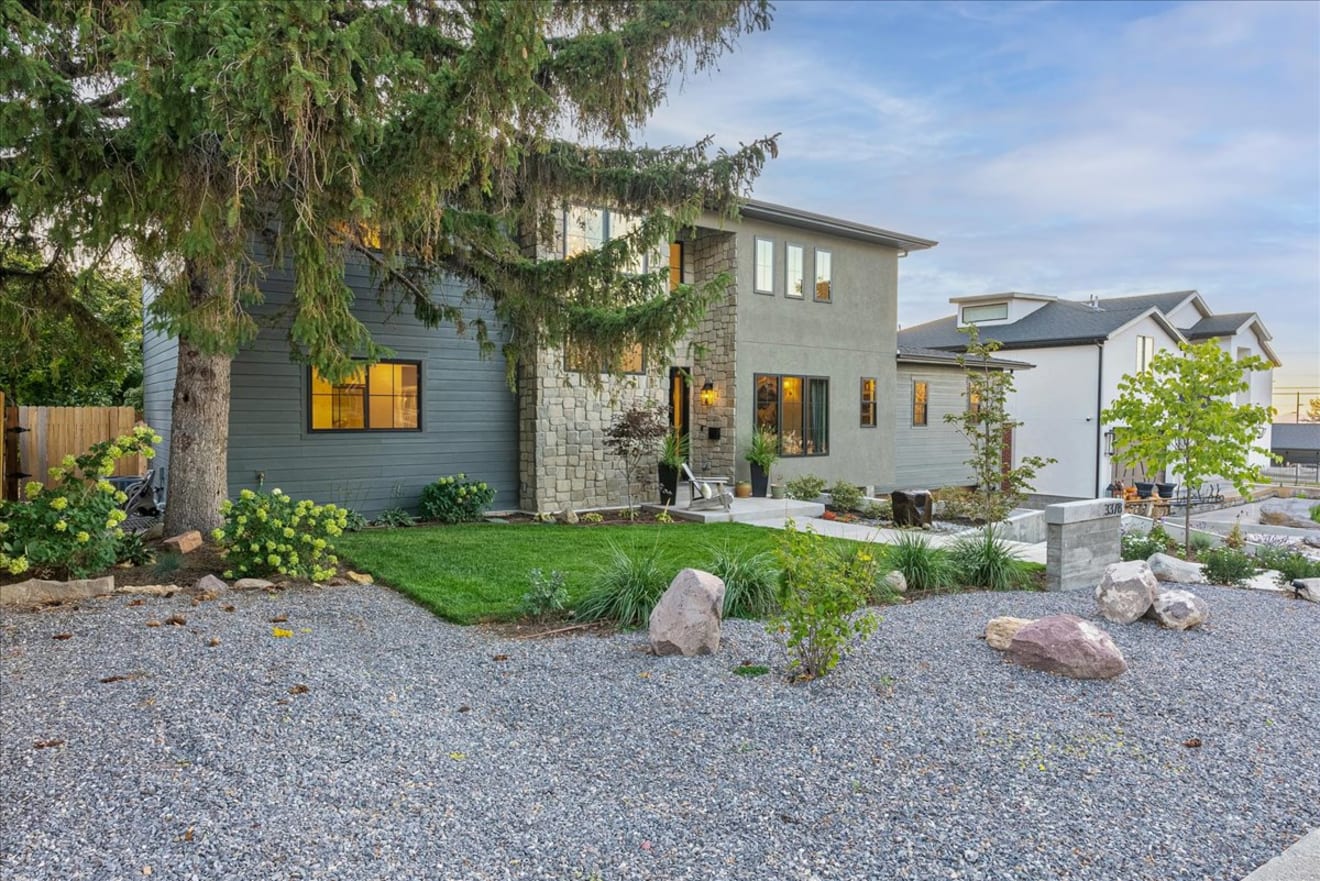 Your Beautiful Duplex in Sugar House inception-app-prod/ZjZiZmM3MTAtMGIxOS00NGY2LWJhOGYtOWM4NWZiNDRhOTcy/content/2024/09/4440fce7e7301471b4f21843d0cf95fcc4aba1c0.jpg