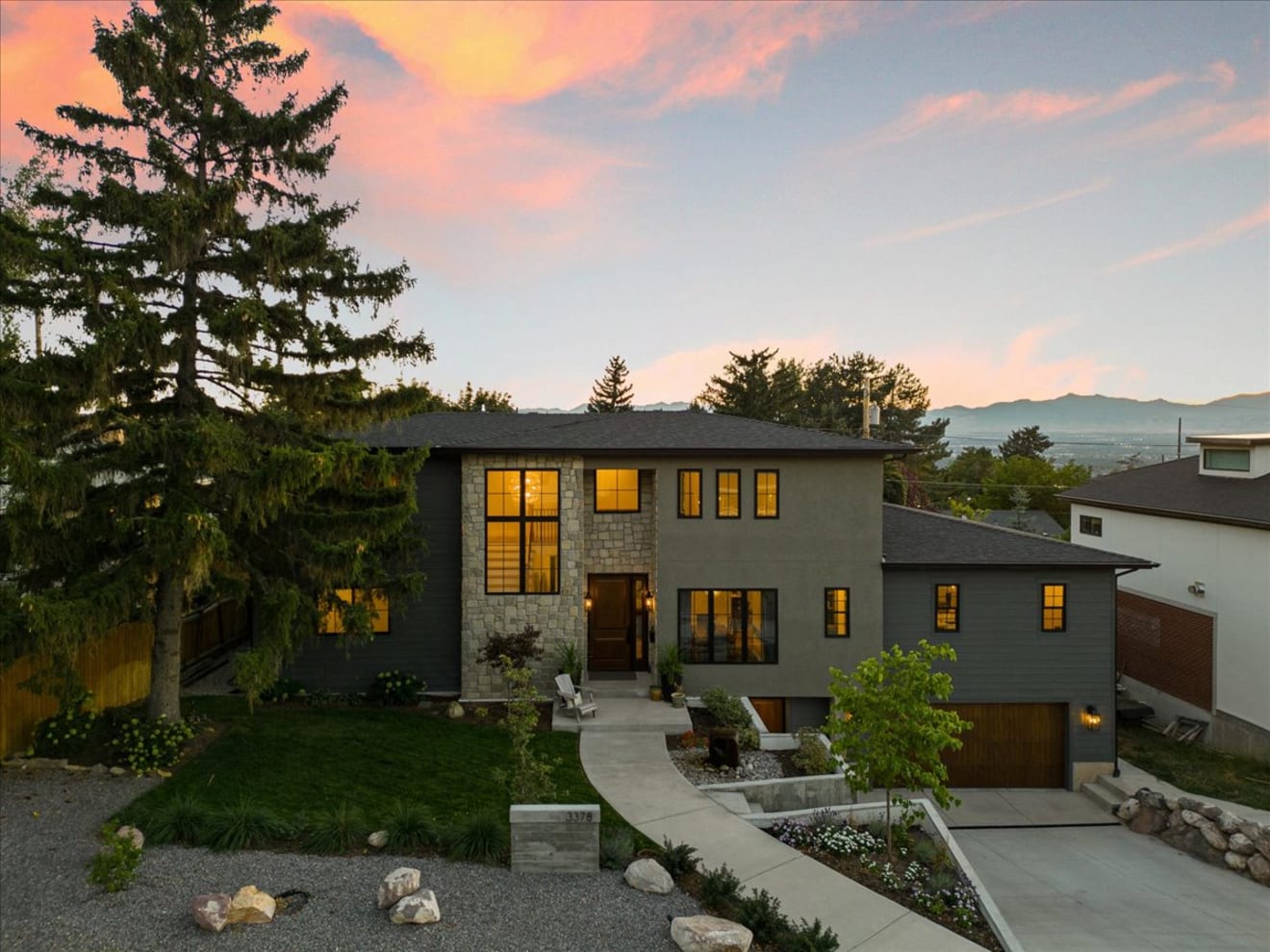 Your Beautiful Duplex in Sugar House inception-app-prod/ZjZiZmM3MTAtMGIxOS00NGY2LWJhOGYtOWM4NWZiNDRhOTcy/content/2024/09/51fa911bfc6e2c6566e138531a01accaed1ec475.jpg