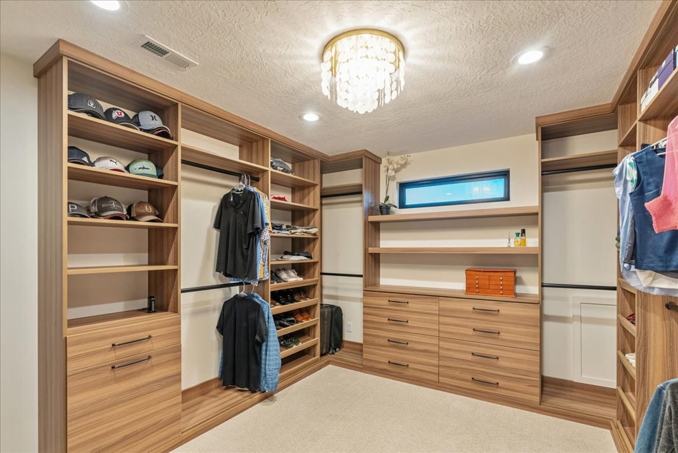 Your Beautiful Duplex in Sugar House inception-app-prod/ZjZiZmM3MTAtMGIxOS00NGY2LWJhOGYtOWM4NWZiNDRhOTcy/content/2024/09/a477406f890e4ba4eaf10c515a521722afacd608.jpg