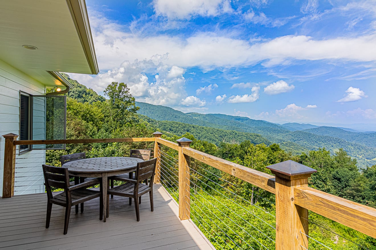 <p>Mount Soma Photo Gallery</p> inception-app-prod/ZjczNTUxMGUtNWMzOC00N2E0LWJkOTUtMTIyMDZhZTViY2E0/content/2022/04/9e1ce6ad3ad90fc6d63b65400cd4cccf5ec798fe.jpg