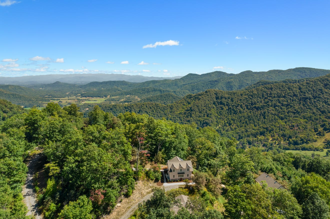 <p>Mount Soma Photo Gallery</p> inception-app-prod/ZjczNTUxMGUtNWMzOC00N2E0LWJkOTUtMTIyMDZhZTViY2E0/content/2022/04/c5a1f065524b958e48cd0d1c982f1fbb161ae350.jpg