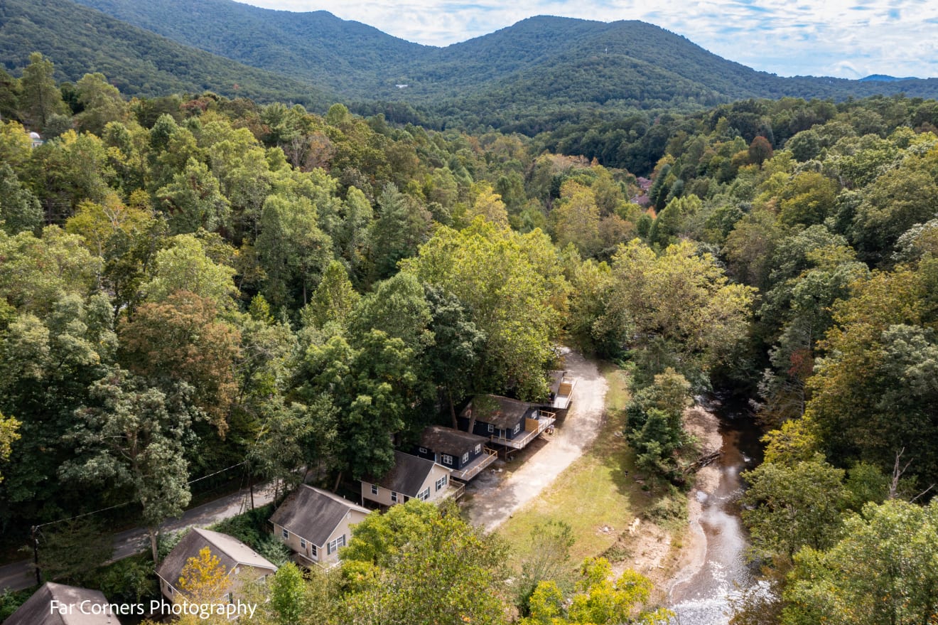 <p>321 Stevens Lane Photos</p> inception-app-prod/ZjczNTUxMGUtNWMzOC00N2E0LWJkOTUtMTIyMDZhZTViY2E0/content/2023/09/5cbacfcf660e5a147f8ce9916a8374ab44213c48.jpg