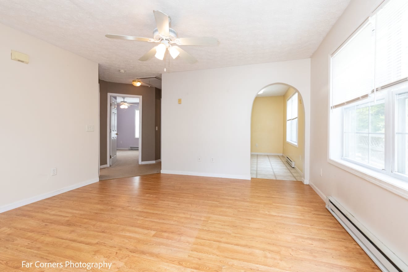 <p>321 Stevens Lane Photos</p> inception-app-prod/ZjczNTUxMGUtNWMzOC00N2E0LWJkOTUtMTIyMDZhZTViY2E0/content/2023/09/bf57eeb646c134cfdcccb777ab1f121acea0bff7.jpg