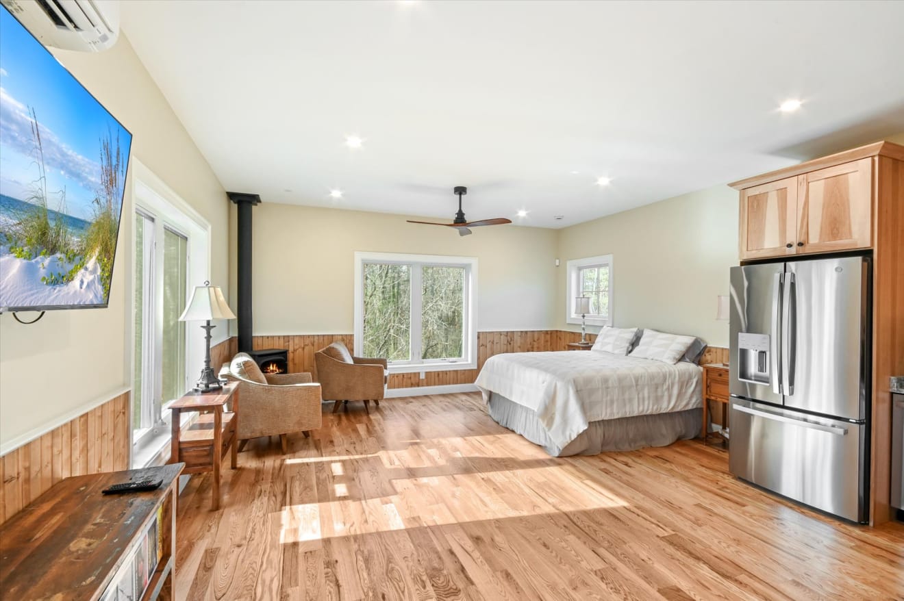 <p>326 Golden Valley Drive Photos</p> inception-app-prod/ZjczNTUxMGUtNWMzOC00N2E0LWJkOTUtMTIyMDZhZTViY2E0/content/2024/12/51620c5c886fd8e320a446ec14a0d816e4cba878.jpg