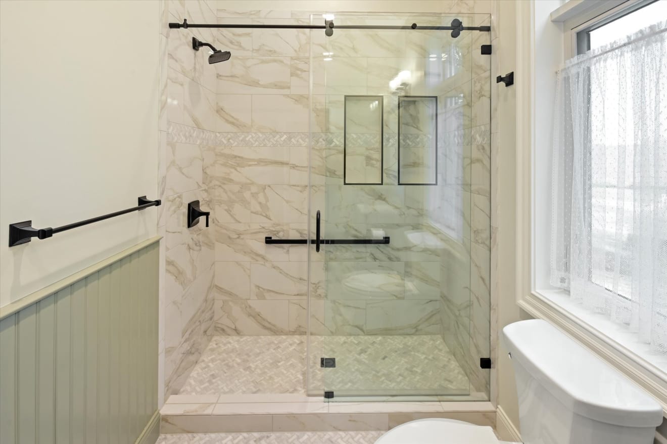 <p>326 Golden Valley Drive Photos</p> inception-app-prod/ZjczNTUxMGUtNWMzOC00N2E0LWJkOTUtMTIyMDZhZTViY2E0/content/2024/12/626b1faba02e1da80346d95a7fd9ac10d98ba719.jpg