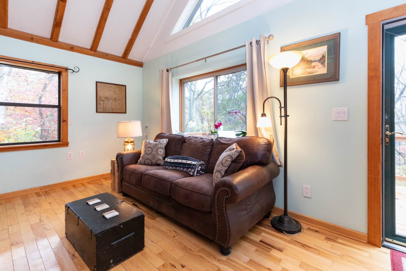 <p>35 Norton Branch Road Photos</p> inception-app-prod/ZjczNTUxMGUtNWMzOC00N2E0LWJkOTUtMTIyMDZhZTViY2E0/content/2025/10/862fdfc20b052695a57e799ae50c3c1fe020bbd0.jpg