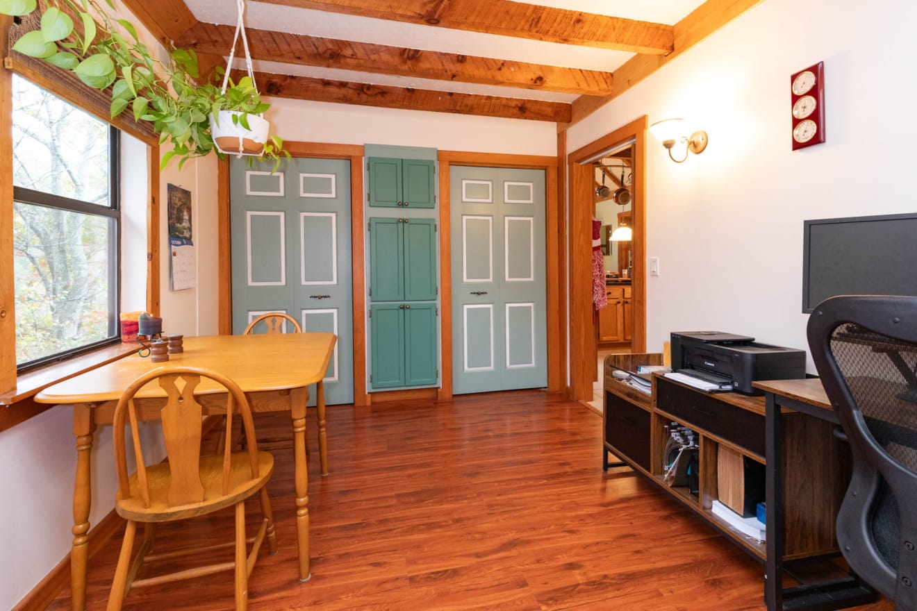 <p>35 Norton Branch Road Photos</p> inception-app-prod/ZjczNTUxMGUtNWMzOC00N2E0LWJkOTUtMTIyMDZhZTViY2E0/content/2025/10/d9cbfb918acc4e8cf06dcf04e6b71d230388ff86.jpg