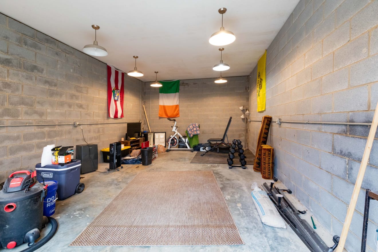 <p>35 Norton Branch Road Photos</p> inception-app-prod/ZjczNTUxMGUtNWMzOC00N2E0LWJkOTUtMTIyMDZhZTViY2E0/content/2025/11/37b03236fe51afe9704fdb7de8c9ff25e7dee074.jpg