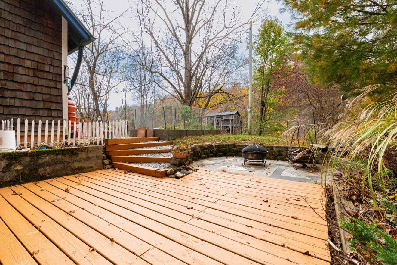 <p>35 Norton Branch Road Photos</p> inception-app-prod/ZjczNTUxMGUtNWMzOC00N2E0LWJkOTUtMTIyMDZhZTViY2E0/content/2025/11/926d84b517e83c9c376a66fa9ffd3eed2b3fe207.jpg