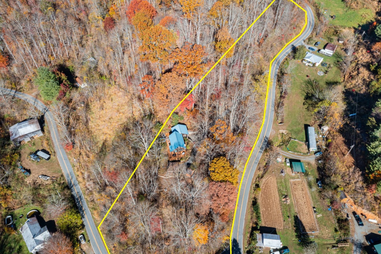 <p>35 Norton Branch Road Photos</p> inception-app-prod/ZjczNTUxMGUtNWMzOC00N2E0LWJkOTUtMTIyMDZhZTViY2E0/content/2025/11/e864ae2e804bfe6f1e0cdbe3c104f5c9db7ec9ba.jpg