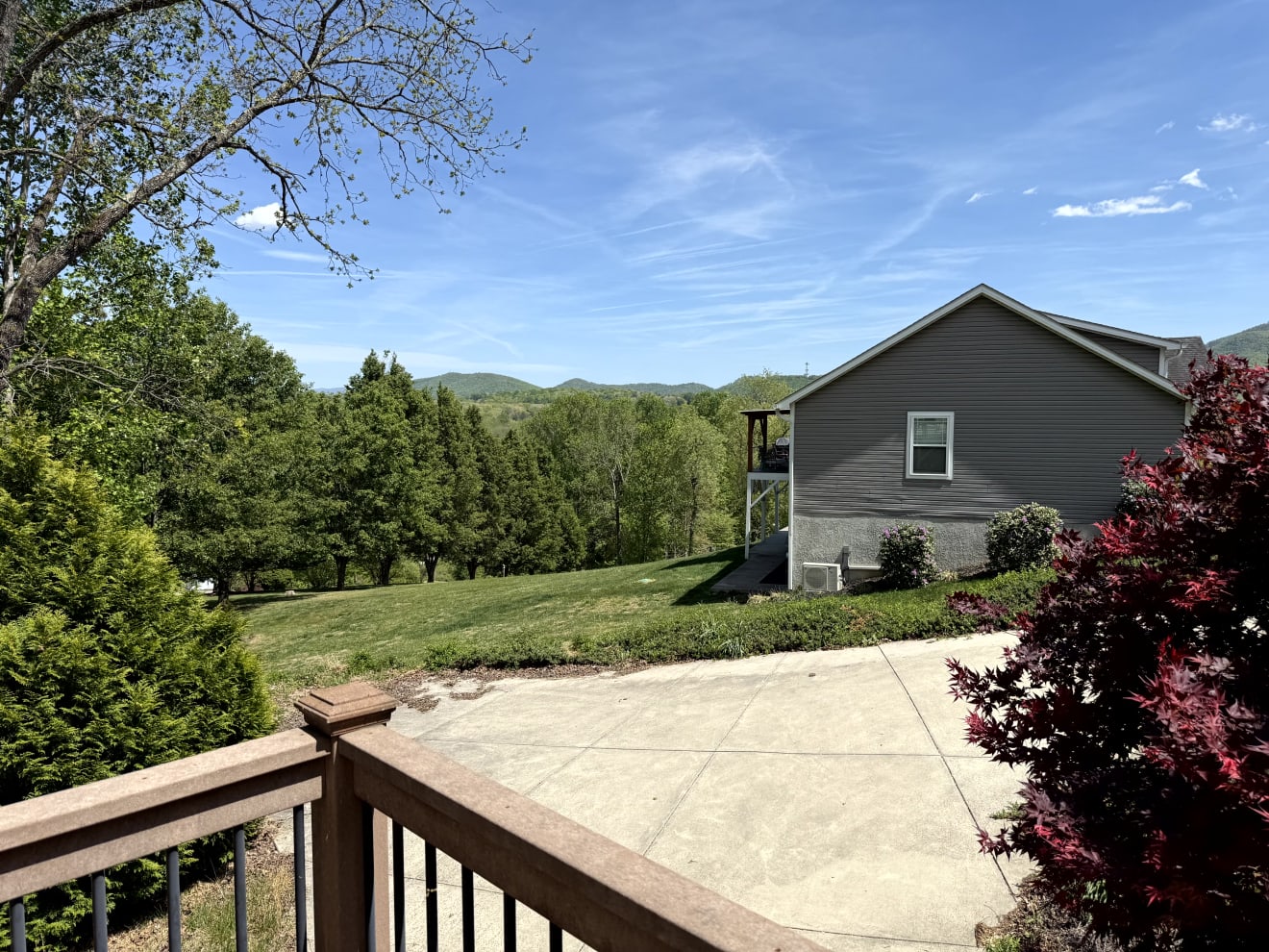 <p>44 Deer Meadows Drive Photos</p> inception-app-prod/ZjczNTUxMGUtNWMzOC00N2E0LWJkOTUtMTIyMDZhZTViY2E0/content/2026/05/1e386c4babab53acf03c8278108fdb3b0bfed1fd.jpg
