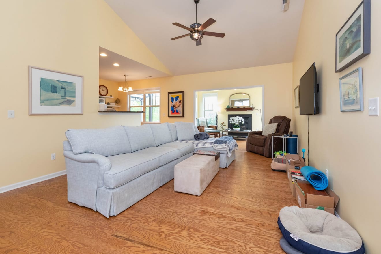 <p>407 Bell Lily Drive Photos</p> inception-app-prod/ZjczNTUxMGUtNWMzOC00N2E0LWJkOTUtMTIyMDZhZTViY2E0/content/2026/05/488e998d926af13b470dc36fb877f22233187a6e.jpg