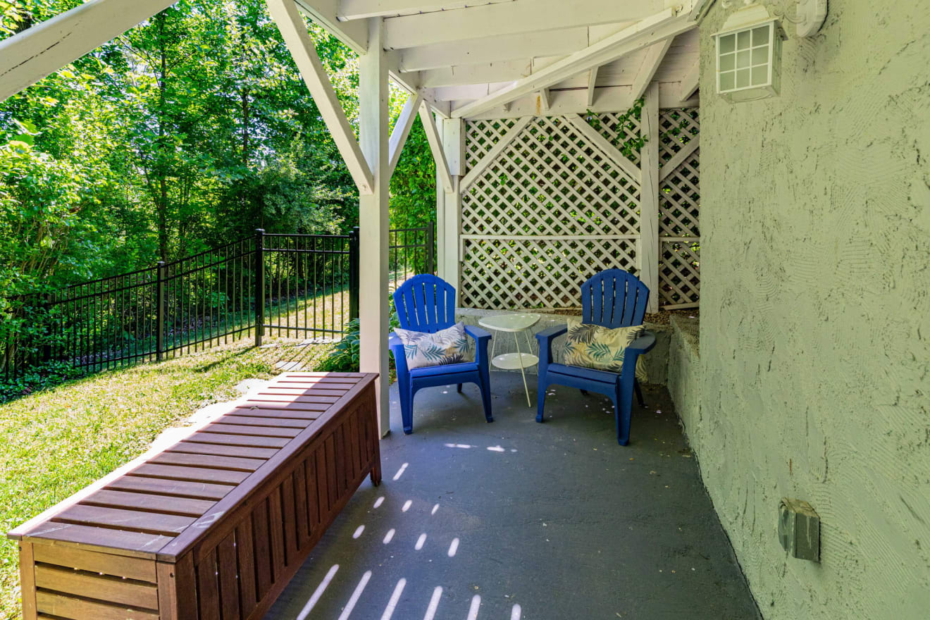 <p>215 Butternut Lane Photos</p> inception-app-prod/ZjczNTUxMGUtNWMzOC00N2E0LWJkOTUtMTIyMDZhZTViY2E0/content/2026/05/9c991abb8f04526c2932db116975583231d4970f.jpg