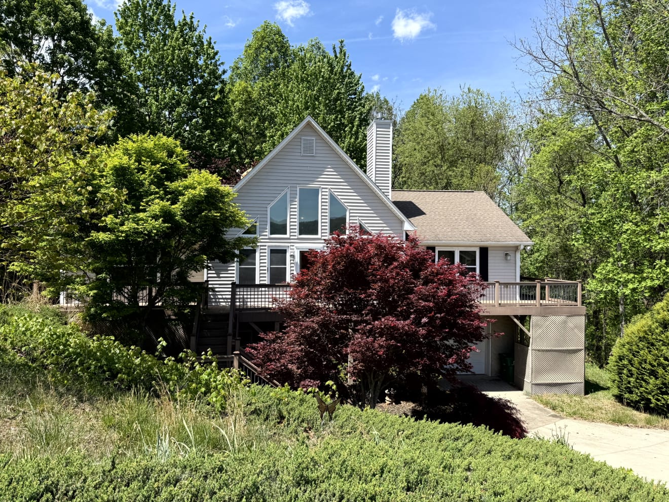 <p>44 Deer Meadows Drive Photos</p> inception-app-prod/ZjczNTUxMGUtNWMzOC00N2E0LWJkOTUtMTIyMDZhZTViY2E0/content/2026/05/e237c06c070473cca4c73f831428effd2f5817db.jpg