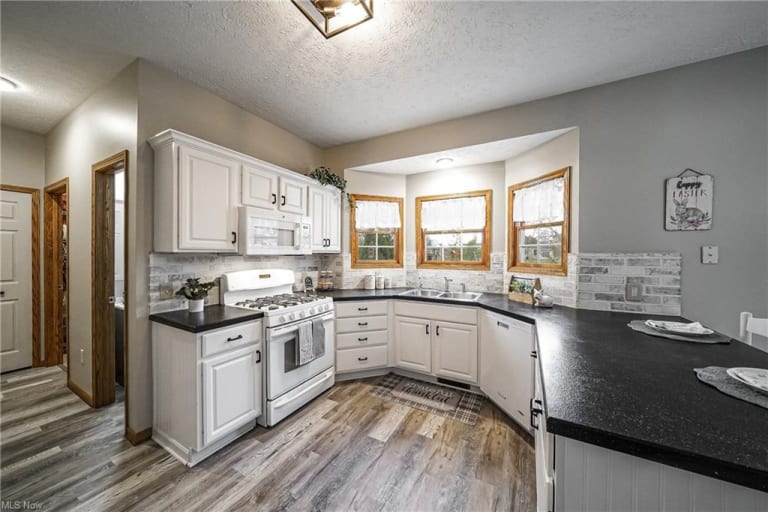 <p>Chadwick Home</p> inception-app-prod/M2E0YTBhMTAtNjhjYS00OWU1LTgwZDktODE4ZTg2NWJmMzUx/content/2023/07/c6bd25a62d0faa50b9112307b24be82dea3e918f.jpeg