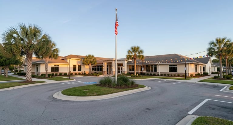 <p>See North Port in Photos</p> inception-app-prod/MDIyNjVmMDUtNDFmOS00MTczLWIwNzEtMTYzYjU0YmYxZjY2/content/2026/03/e8760ca923f5360cf88ce4f4648153803a3ecd1a.webp