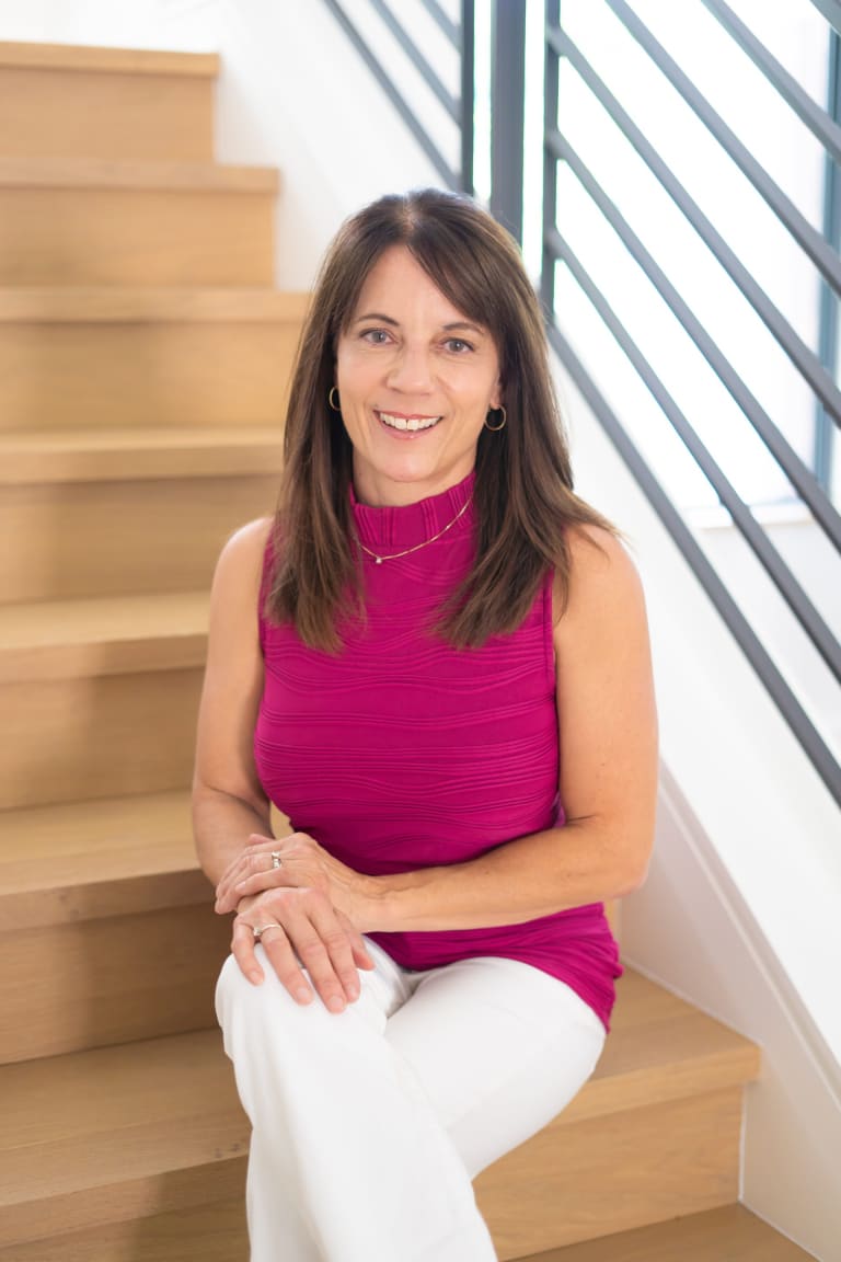 Contact Toni inception-app-prod/MDkzOGQzYmEtMzgwZC00NThhLWIzYTYtZWNmNmVhMzM1MDkw/content/2025/10/2972e5d82fe37f4b43df46556898624580999037.jpg