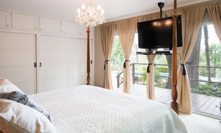 18085 BORIS DR ENCINO, CA 91316 inception-app-prod/MGFkNTExOTUtZDU4Yy00MDJkLTljYTQtNGI1N2NjNWMwOTkw/content/2021/09/3%2812%29.jpg