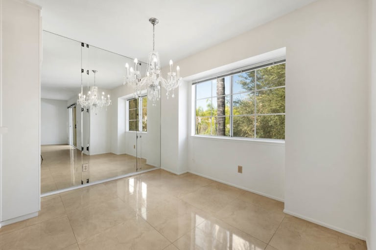 4201 Las Virgenes Rd #210, Calabasas, CA 91302 inception-app-prod/MGFkNTExOTUtZDU4Yy00MDJkLTljYTQtNGI1N2NjNWMwOTkw/content/2022/05/f0af7e4d116d25ea5dd70f71c440510b1cc72622.jpg