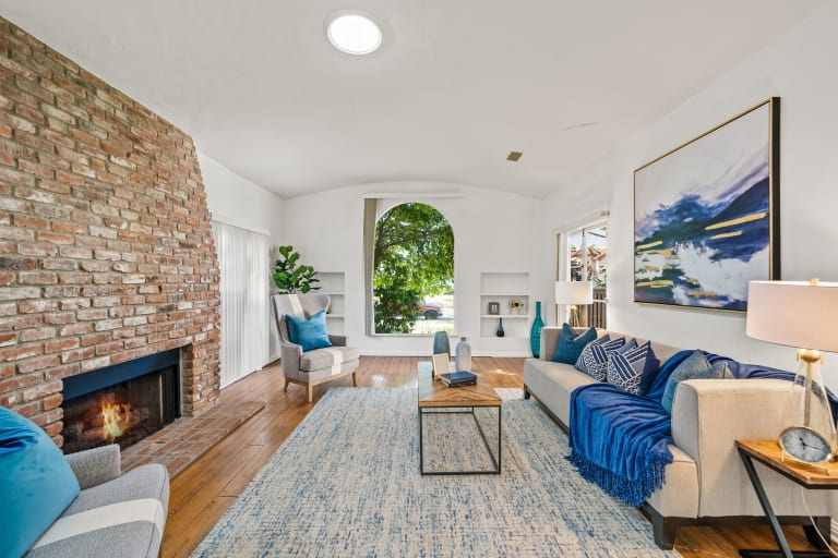 340 S La Peer Dr, Beverly Hills CA 90211 inception-app-prod/MGFkNTExOTUtZDU4Yy00MDJkLTljYTQtNGI1N2NjNWMwOTkw/content/2023/05/0a01008b75081168d132141db777a16e021d54e3.jpg